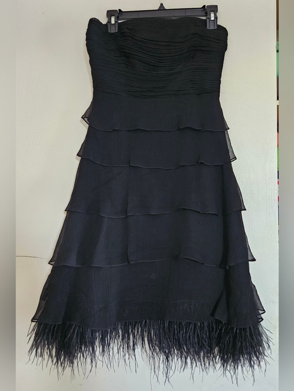 BCBGMAXAZRIA Black Silk Strapless Tiered Feather Trim Dress Size 8